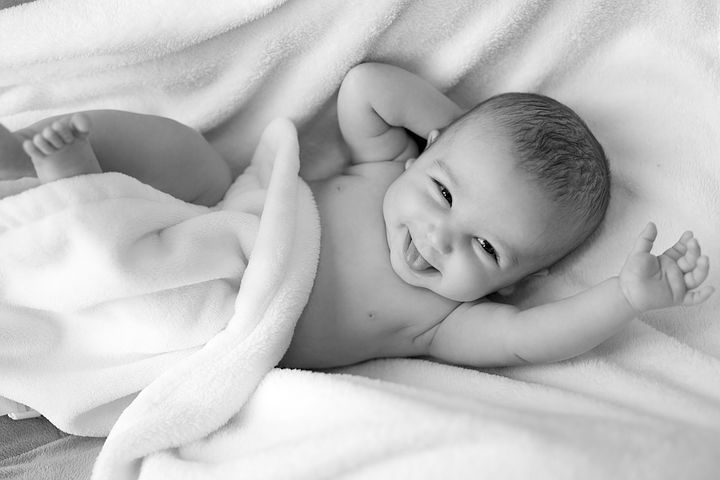 Couverture bébé : comment bien choisir cet indispensable ?